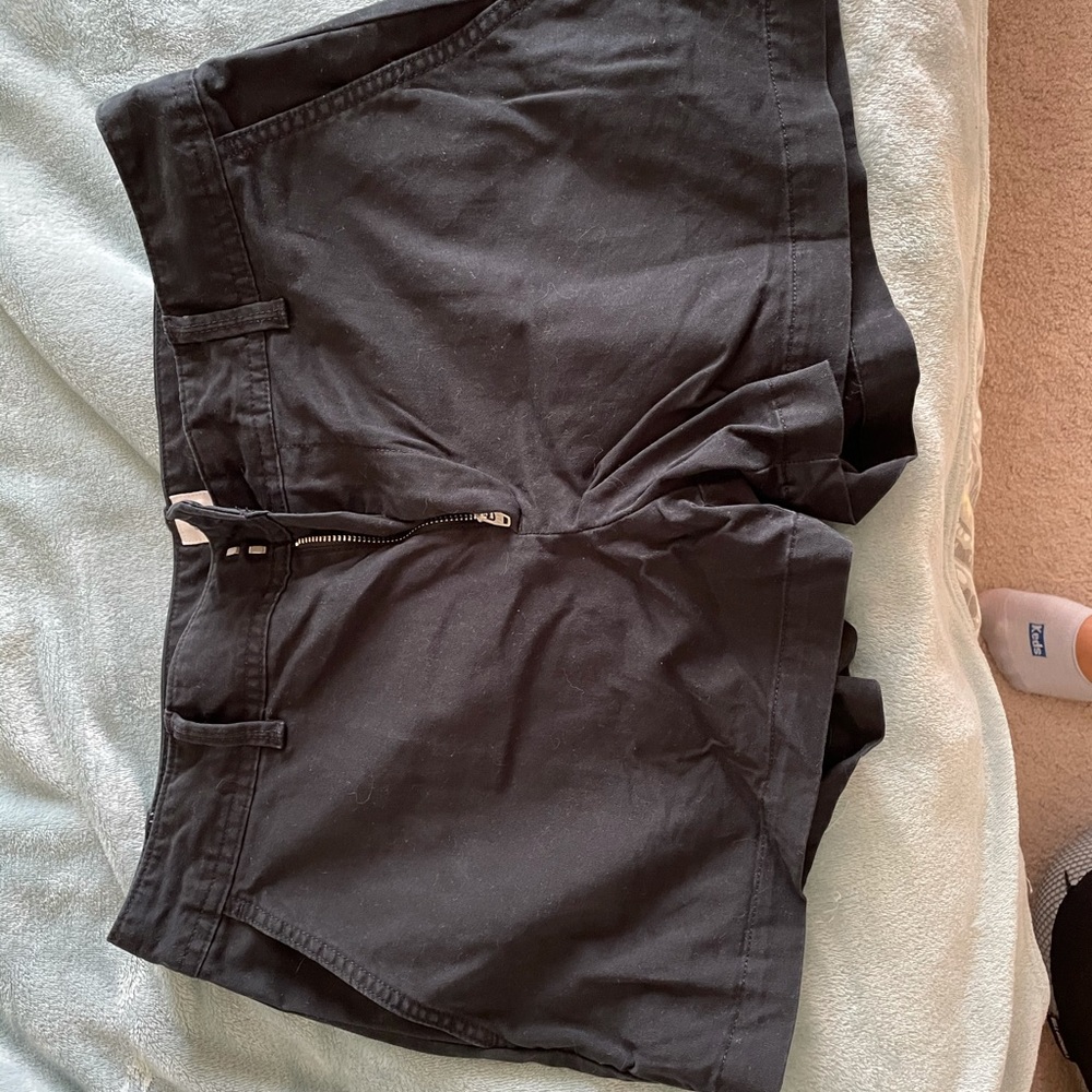 GAP city shorts